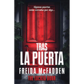 Tras la puerta